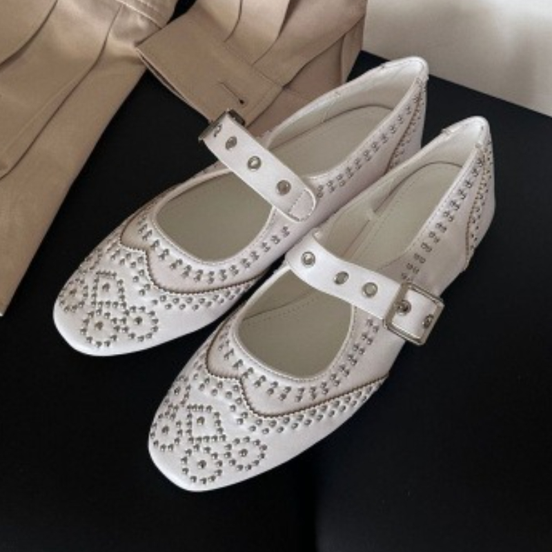 Retro Rivet Buckle Design Flat - đánh giá và giá Women'S Fashion Brands