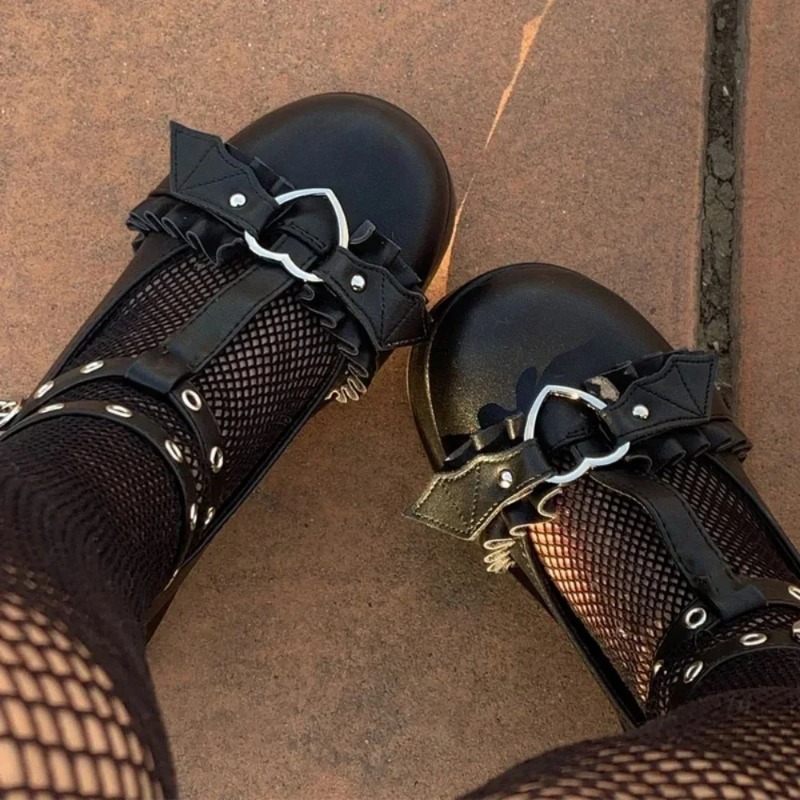 New Sweet Heart Buckle Wedges  - đánh giá và giá Women Fashion Nova